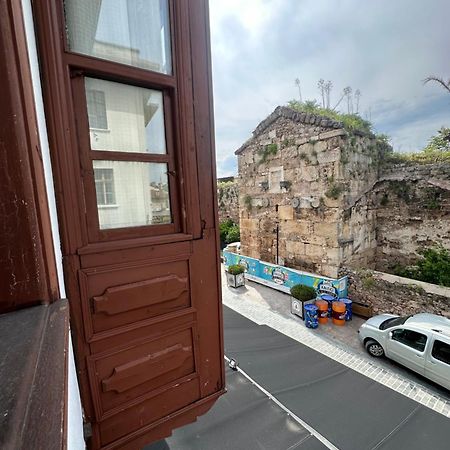 Lords Hostel & Pub Antalya Exterior photo
